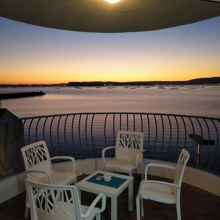 Apartamentos Poniente Villanueva De Arosa Dış mekan fotoğraf