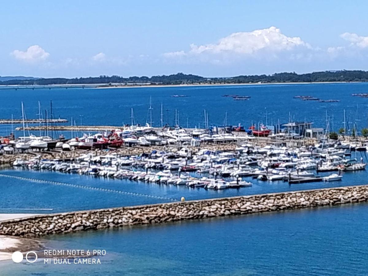 Apartamentos Poniente Villanueva De Arosa Dış mekan fotoğraf