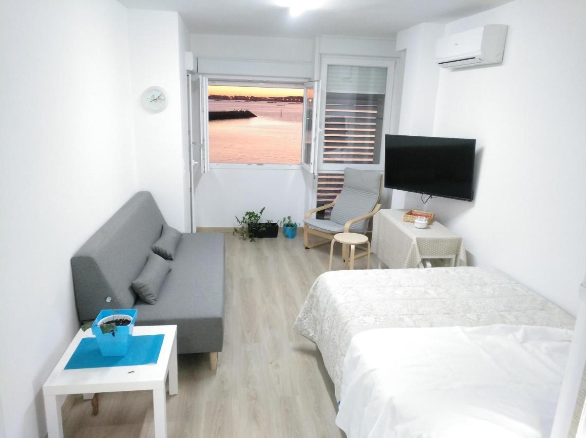 Apartamentos Poniente Villanueva De Arosa Dış mekan fotoğraf